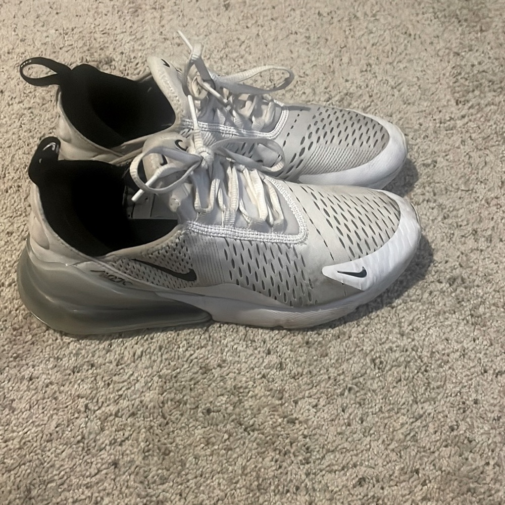Mens size 8 Air Max White